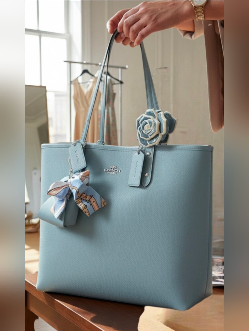 Coach Reversible City Tote Style Number F12176 - Picture 5 of 15